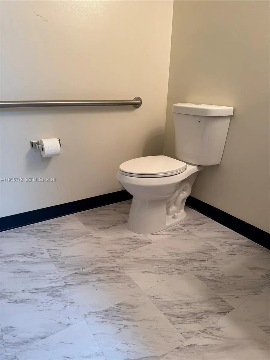 6173 E Miami Lakes Dr E 8a, Miami Lakes, Florida 3, Miami Lakes, Florida 33014, ,Commercial Lease,For Rent,6173 E Miami Lakes Dr E 8a, Miami Lakes, Florida 3,A11955772