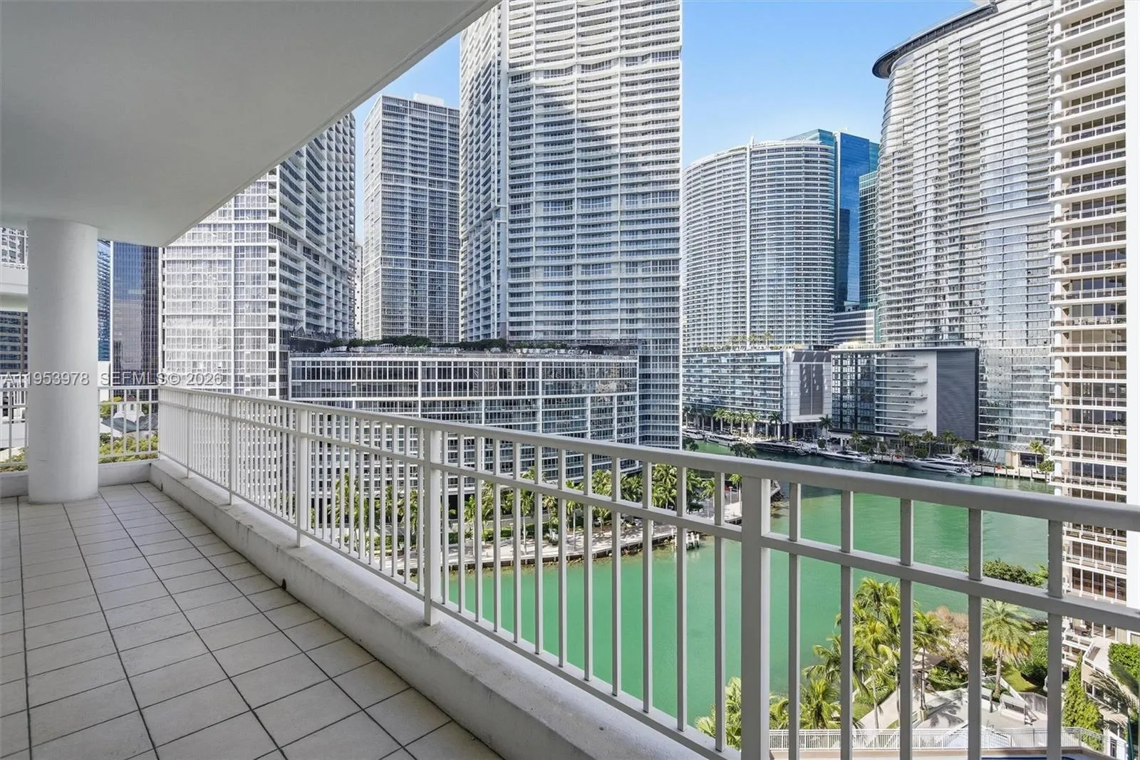 801 Brickell Key Blvd 1404, Miami, Florida 33131, Miami, Florida 33131, 3 Bedrooms Bedrooms, ,3 BathroomsBathrooms,Residential Lease,For Rent,801 Brickell Key Blvd 1404, Miami, Florida 33131,A11953978
