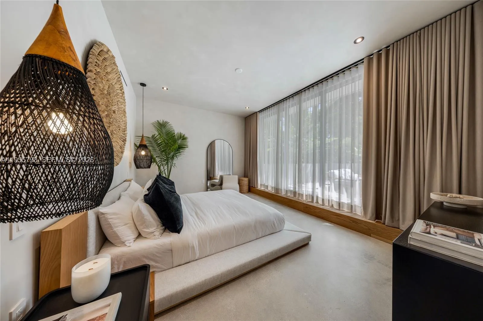 1000 Nw 9th Ct, Miami, Florida 33136, Miami, Florida 33136, 4 Bedrooms Bedrooms, ,5 BathroomsBathrooms,Residential,For Sale,1000 Nw 9th Ct, Miami, Florida 33136,A11955793