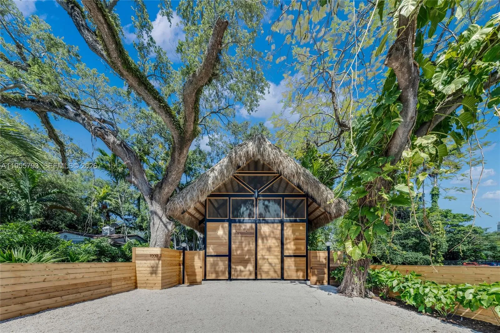 1000 Nw 9th Ct, Miami, Florida 33136, Miami, Florida 33136, 4 Bedrooms Bedrooms, ,5 BathroomsBathrooms,Residential,For Sale,1000 Nw 9th Ct, Miami, Florida 33136,A11955793