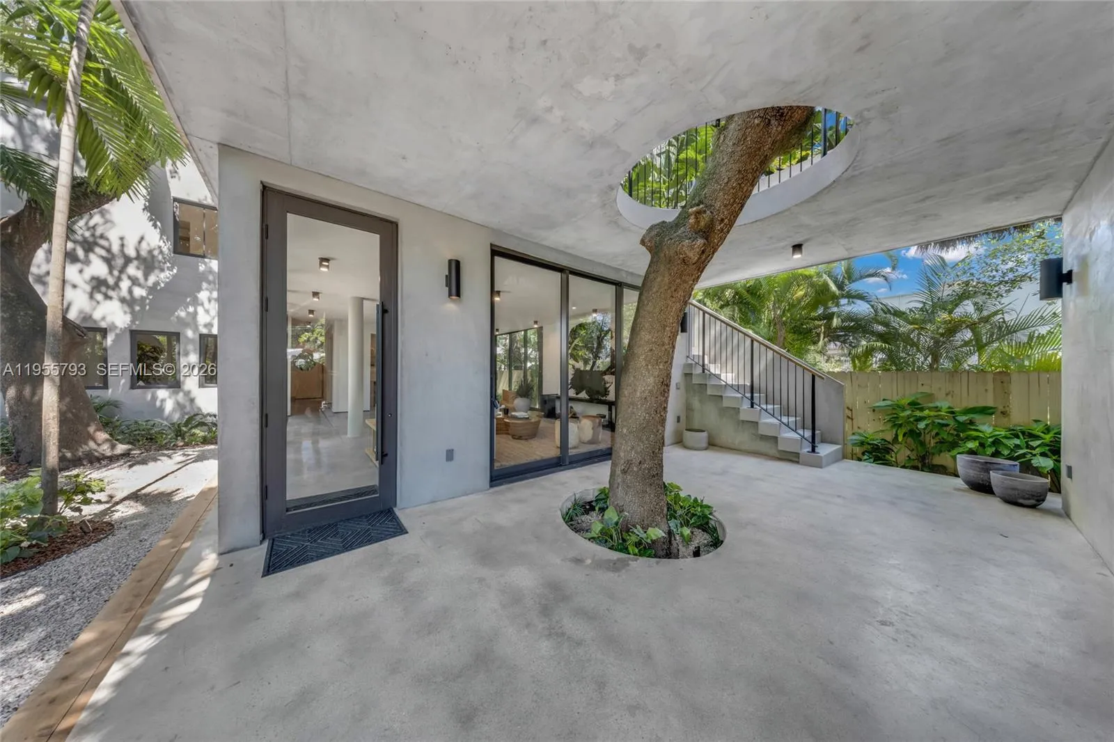 1000 Nw 9th Ct, Miami, Florida 33136, Miami, Florida 33136, 4 Bedrooms Bedrooms, ,5 BathroomsBathrooms,Residential,For Sale,1000 Nw 9th Ct, Miami, Florida 33136,A11955793