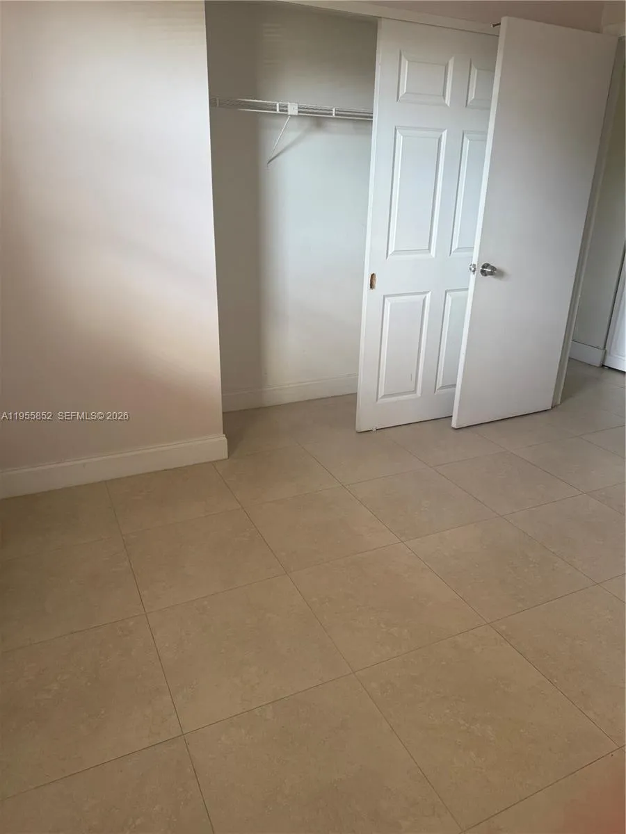 101 Berkley Rd 303, Hollywood, Florida 33024, Hollywood, Florida 33024, 2 Bedrooms Bedrooms, ,2 BathroomsBathrooms,Residential Lease,For Rent,101 Berkley Rd 303, Hollywood, Florida 33024,A11955852