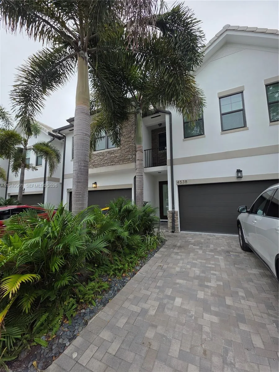 4538 S Aqua Bella Ln 4538, Dania Beach, Florida 33, Dania Beach, Florida 33312, 3 Bedrooms Bedrooms, ,2 BathroomsBathrooms,Residential Lease,For Rent,4538 S Aqua Bella Ln 4538, Dania Beach, Florida 33,A11949901 4538 S Aqua Bella Ln 4538, Dania Beach, Florida 33, Dania Beach, Florida 33312, 3 Bedrooms Bedrooms, ,2 BathroomsBathrooms,Residential Lease,For Rent,4538 S Aqua Bella Ln 4538, Dania Beach, Florida 33,A11949901