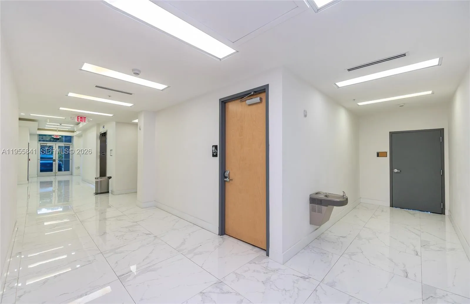 10450 Nw 33rd St 304, Doral, Florida 33172, Doral, Florida 33172, ,Commercial Sale,For Sale,10450 Nw 33rd St 304, Doral, Florida 33172,A11955841