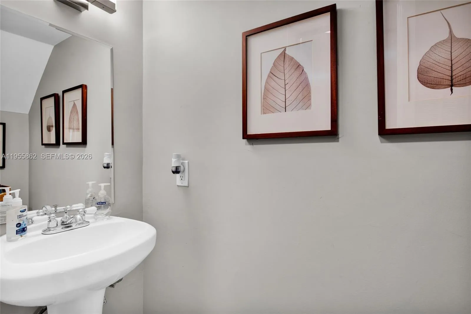 5914 Sw 133rd Ct, Miami, Florida 33183, Miami, Florida 33183, 2 Bedrooms Bedrooms, ,1 BathroomBathrooms,Residential,For Sale,5914 Sw 133rd Ct, Miami, Florida 33183,A11955862