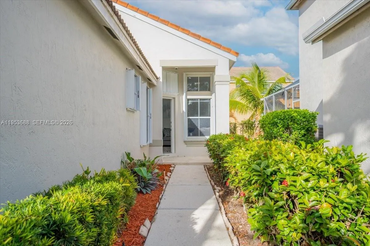 628 Stanton Dr, Weston, Florida 33326, Weston, Florida 33326, 3 Bedrooms Bedrooms, ,2 BathroomsBathrooms,Residential,For Sale,628 Stanton Dr, Weston, Florida 33326,A11953688