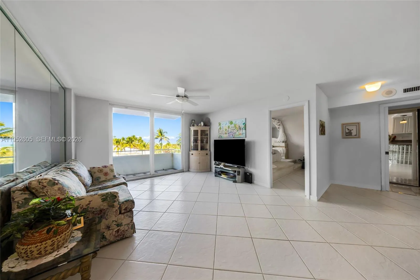 465 Ocean Dr 419, Miami Beach, Florida 33139, Miami Beach, Florida 33139, 1 Bedroom Bedrooms, ,1 BathroomBathrooms,Residential,For Sale,465 Ocean Dr 419, Miami Beach, Florida 33139,A11952605