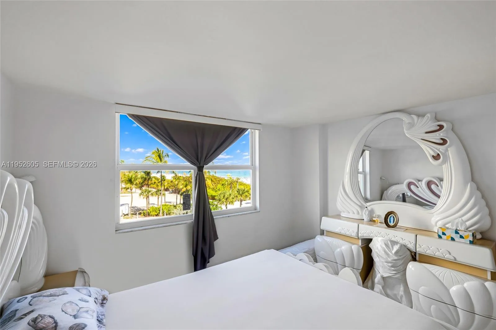 465 Ocean Dr 419, Miami Beach, Florida 33139, Miami Beach, Florida 33139, 1 Bedroom Bedrooms, ,1 BathroomBathrooms,Residential,For Sale,465 Ocean Dr 419, Miami Beach, Florida 33139,A11952605