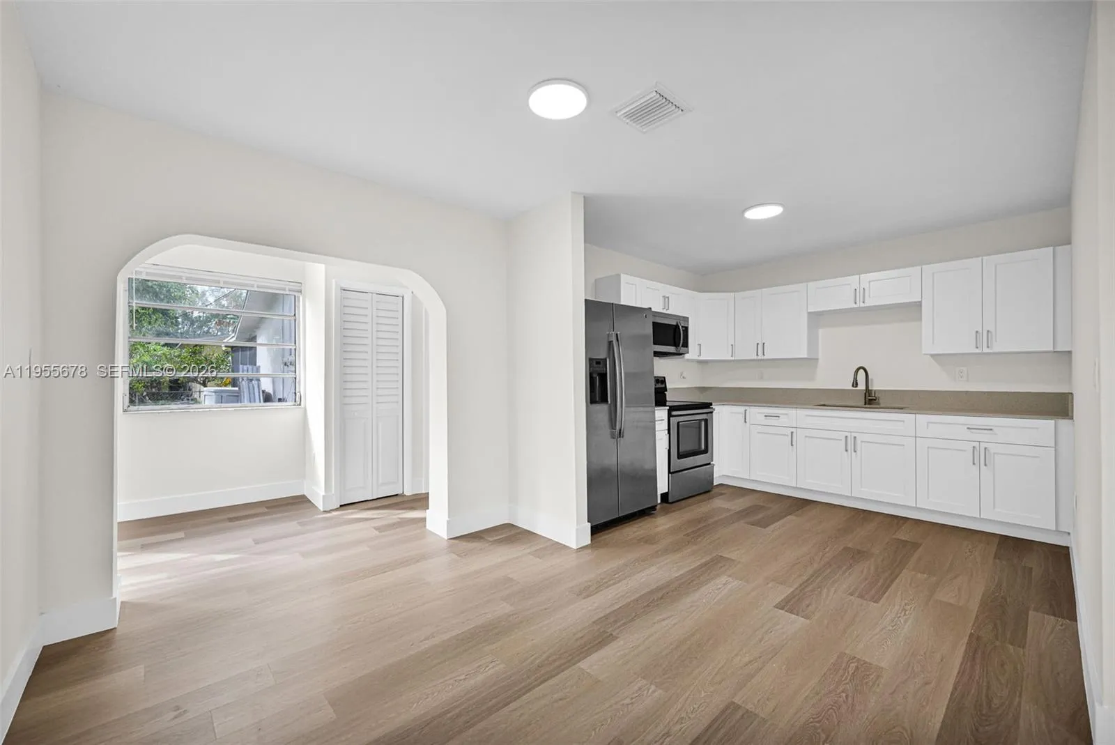 11812 Ne 14th Ave, Miami, Florida 33161, Miami, Florida 33161, ,Residential Income,For Sale,11812 Ne 14th Ave, Miami, Florida 33161,A11955678