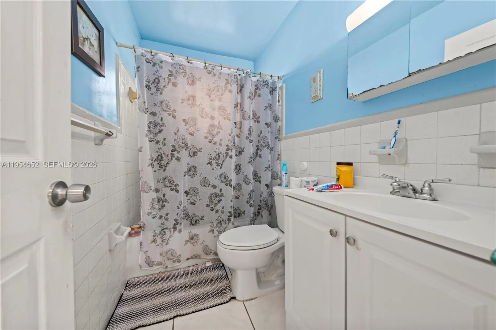 2110 Nw 34th St, Miami, Florida 33142, Miami, Florida 33142, ,Residential Income,For Sale,2110 Nw 34th St, Miami, Florida 33142,A11954652