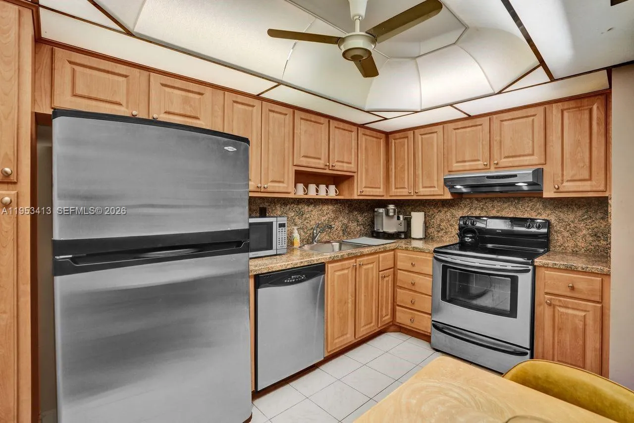 100 Bayview Dr 1401, Sunny Isles Beach, Florida 33, Sunny Isles Beach, Florida 33160, 2 Bedrooms Bedrooms, ,2 BathroomsBathrooms,Residential,For Sale,100 Bayview Dr 1401, Sunny Isles Beach, Florida 33,A11953413