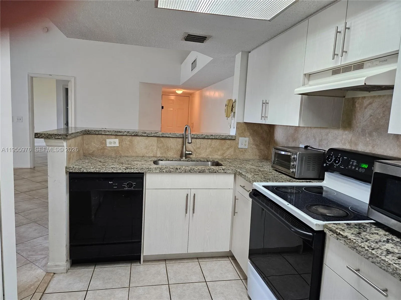 5011 Wiles Rd 306, Coconut Creek, Florida 33073, Coconut Creek, Florida 33073, 2 Bedrooms Bedrooms, ,2 BathroomsBathrooms,Residential Lease,For Rent,5011 Wiles Rd 306, Coconut Creek, Florida 33073,A11955976
