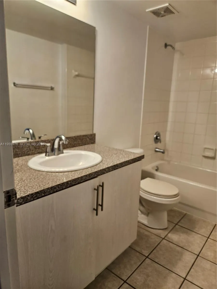 5011 Wiles Rd 306, Coconut Creek, Florida 33073, Coconut Creek, Florida 33073, 2 Bedrooms Bedrooms, ,2 BathroomsBathrooms,Residential Lease,For Rent,5011 Wiles Rd 306, Coconut Creek, Florida 33073,A11955976