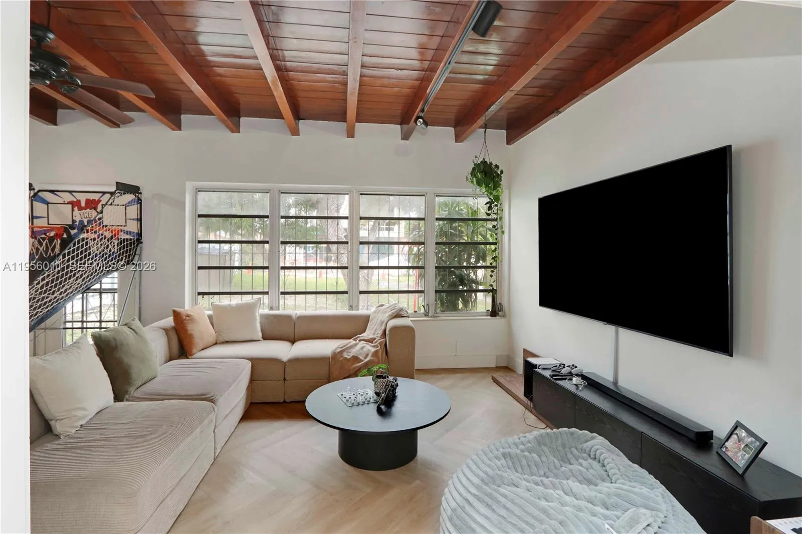 1345 Sw 17th St, Miami, Florida 33145, Miami, Florida 33145, 2 Bedrooms Bedrooms, ,1 BathroomBathrooms,Residential,For Sale,1345 Sw 17th St, Miami, Florida 33145,A11956011