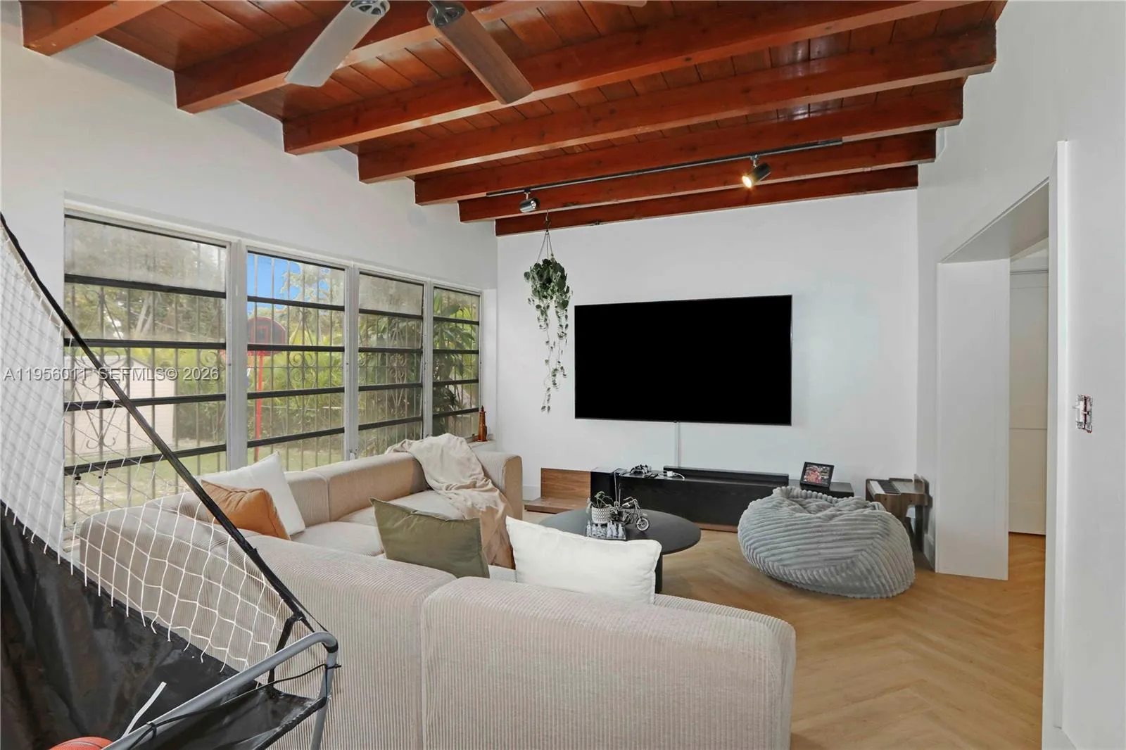 1345 Sw 17th St, Miami, Florida 33145, Miami, Florida 33145, 2 Bedrooms Bedrooms, ,1 BathroomBathrooms,Residential,For Sale,1345 Sw 17th St, Miami, Florida 33145,A11956011