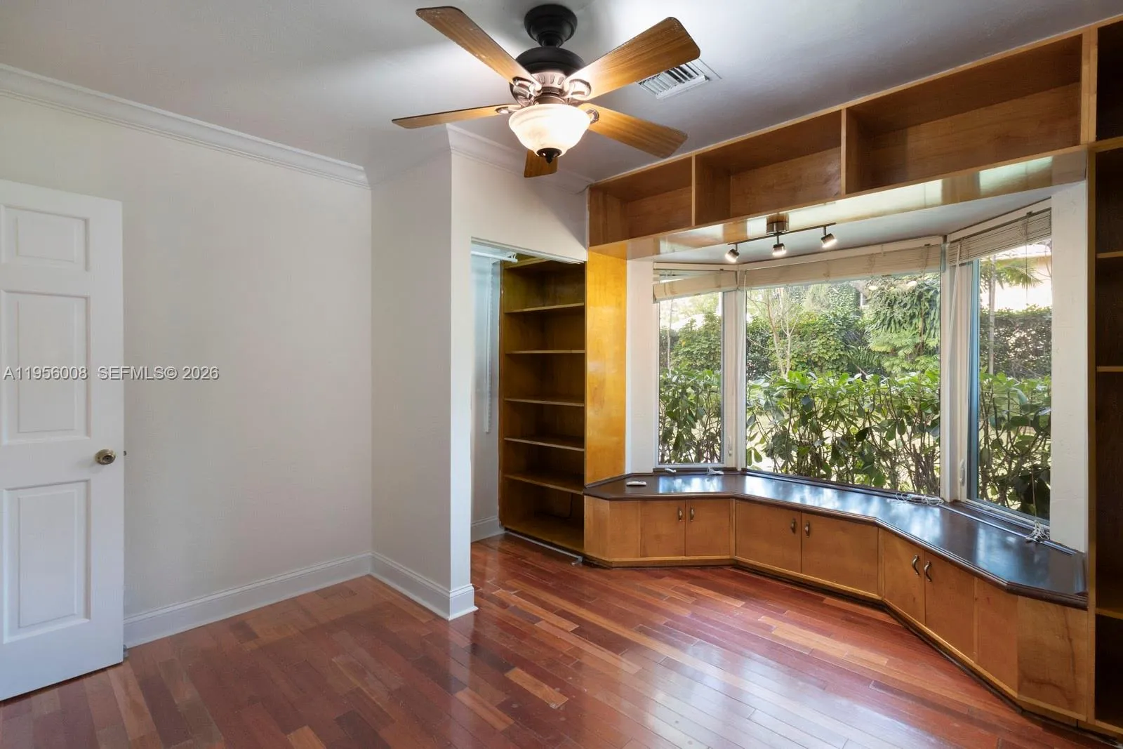 6551 Sw 126th St -, Pinecrest, Florida 33156, Pinecrest, Florida 33156, 5 Bedrooms Bedrooms, ,3 BathroomsBathrooms,Residential Lease,For Rent,6551 Sw 126th St -, Pinecrest, Florida 33156,A11956008