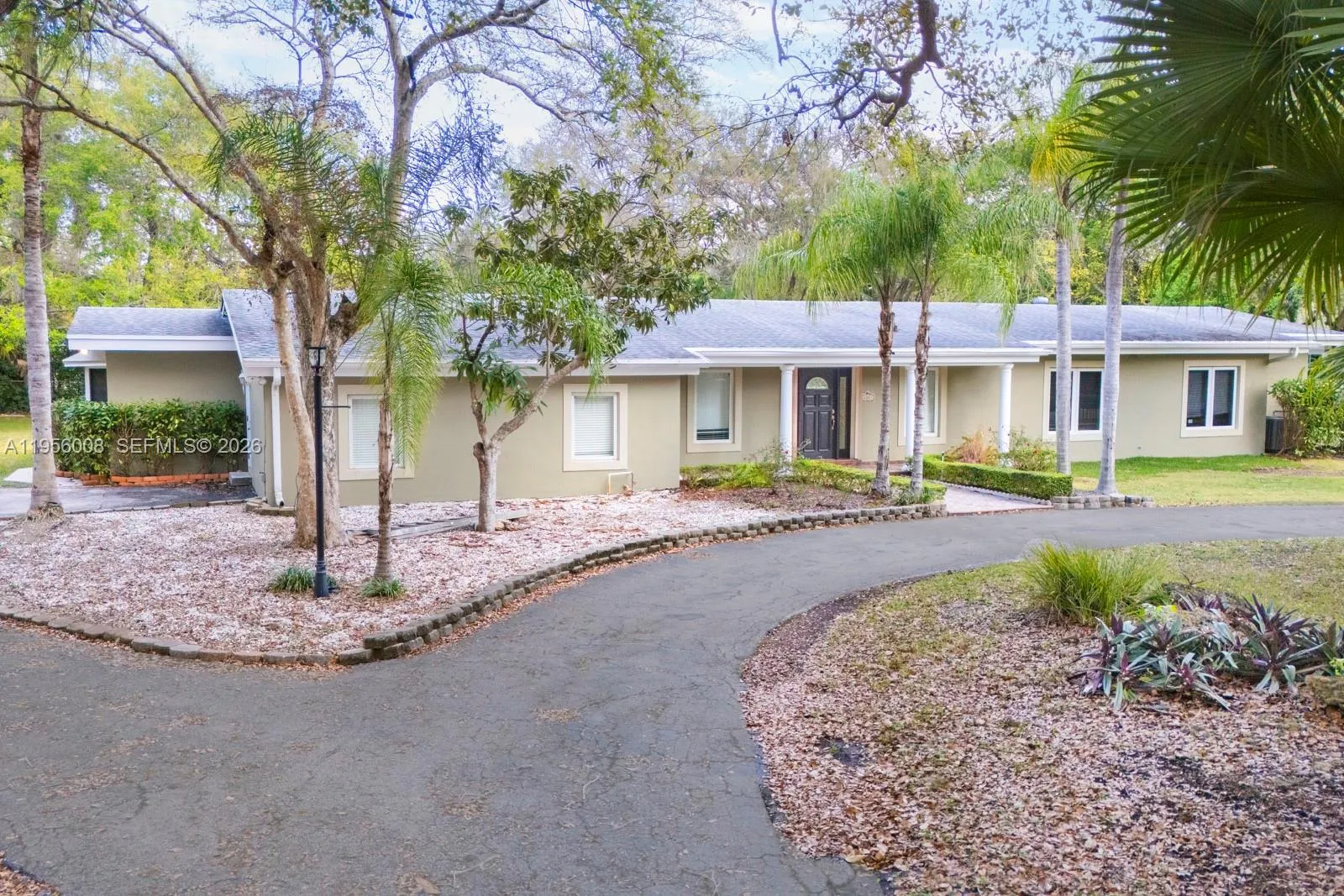 6551 Sw 126th St -, Pinecrest, Florida 33156, Pinecrest, Florida 33156, 5 Bedrooms Bedrooms, ,3 BathroomsBathrooms,Residential Lease,For Rent,6551 Sw 126th St -, Pinecrest, Florida 33156,A11956008