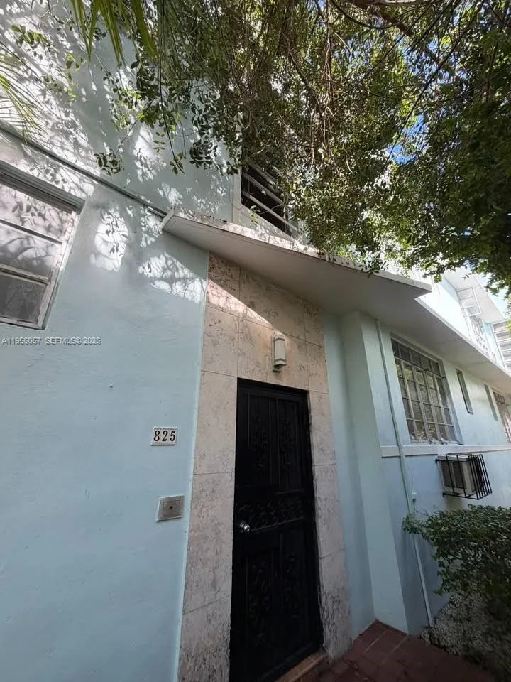 825 Jefferson Ave 4, Miami Beach, Florida 33139, Miami Beach, Florida 33139, 1 Bedroom Bedrooms, ,1 BathroomBathrooms,Residential Lease,For Rent,825 Jefferson Ave 4, Miami Beach, Florida 33139,A11956057