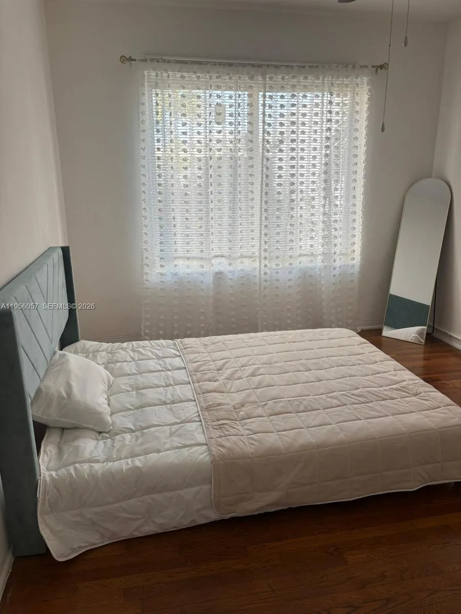 825 Jefferson Ave 4, Miami Beach, Florida 33139, Miami Beach, Florida 33139, 1 Bedroom Bedrooms, ,1 BathroomBathrooms,Residential Lease,For Rent,825 Jefferson Ave 4, Miami Beach, Florida 33139,A11956057