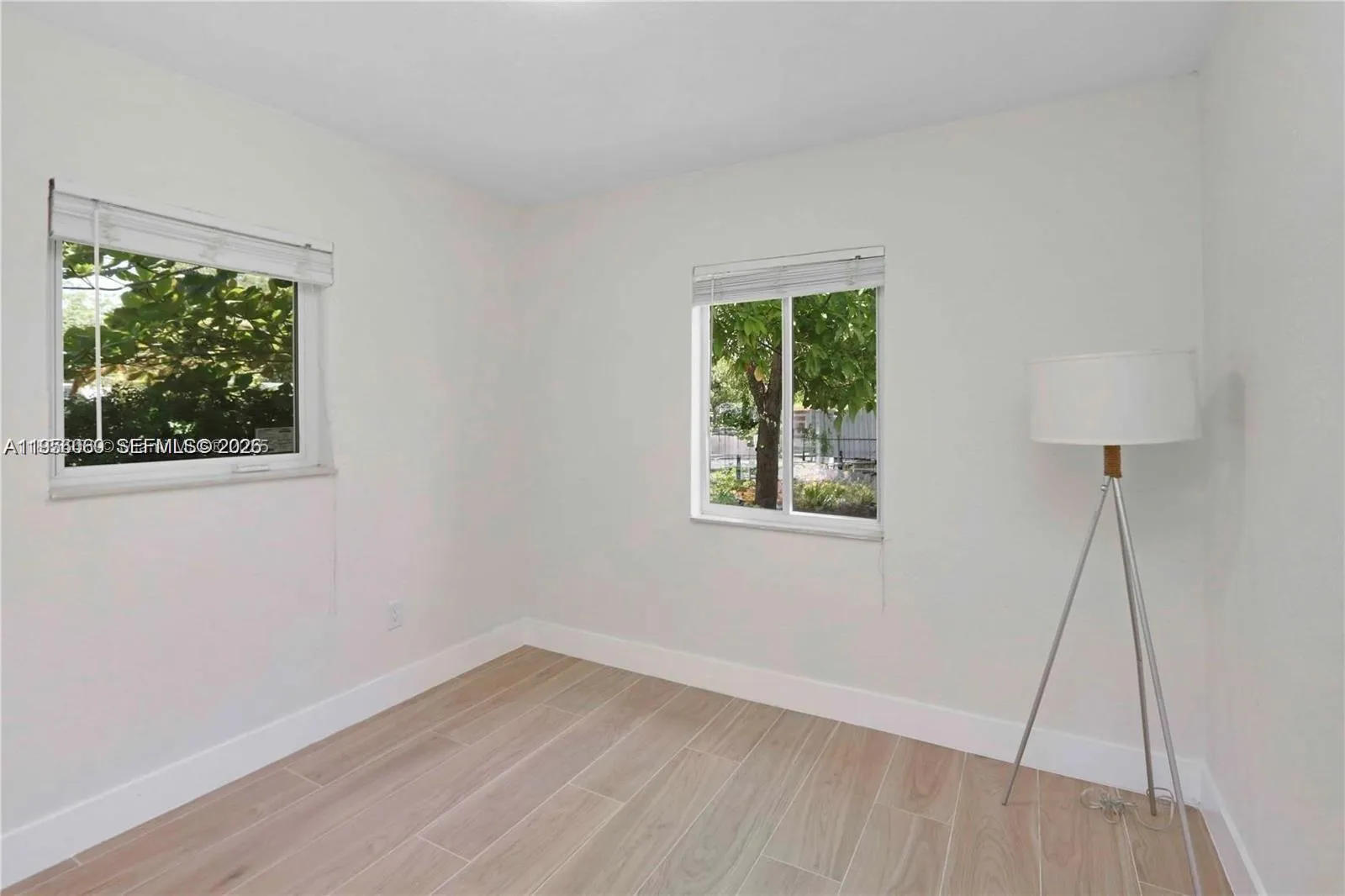 990 Ne 159th St, North Miami Beach, Florida 33162, North Miami Beach, Florida 33162, 3 Bedrooms Bedrooms, ,1 BathroomBathrooms,Residential,For Sale,990 Ne 159th St, North Miami Beach, Florida 33162,A11956060