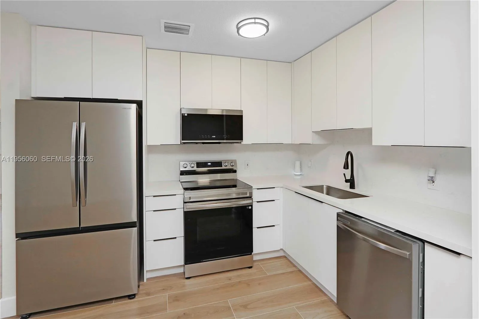 990 Ne 159th St, North Miami Beach, Florida 33162, North Miami Beach, Florida 33162, 3 Bedrooms Bedrooms, ,1 BathroomBathrooms,Residential,For Sale,990 Ne 159th St, North Miami Beach, Florida 33162,A11956060