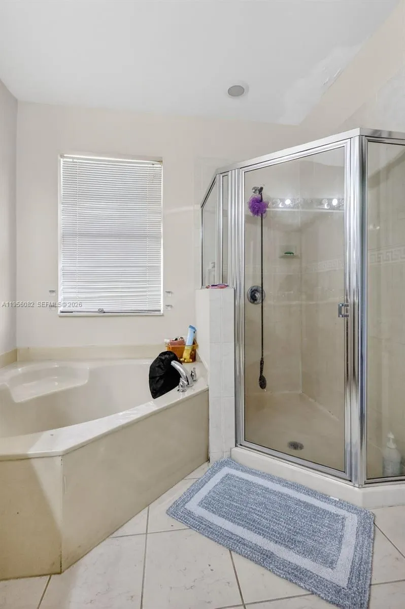 2671 Sw 85th Ter 103, Miramar, Florida 33025, Miramar, Florida 33025, 3 Bedrooms Bedrooms, ,2 BathroomsBathrooms,Residential,For Sale,2671 Sw 85th Ter 103, Miramar, Florida 33025,A11956082