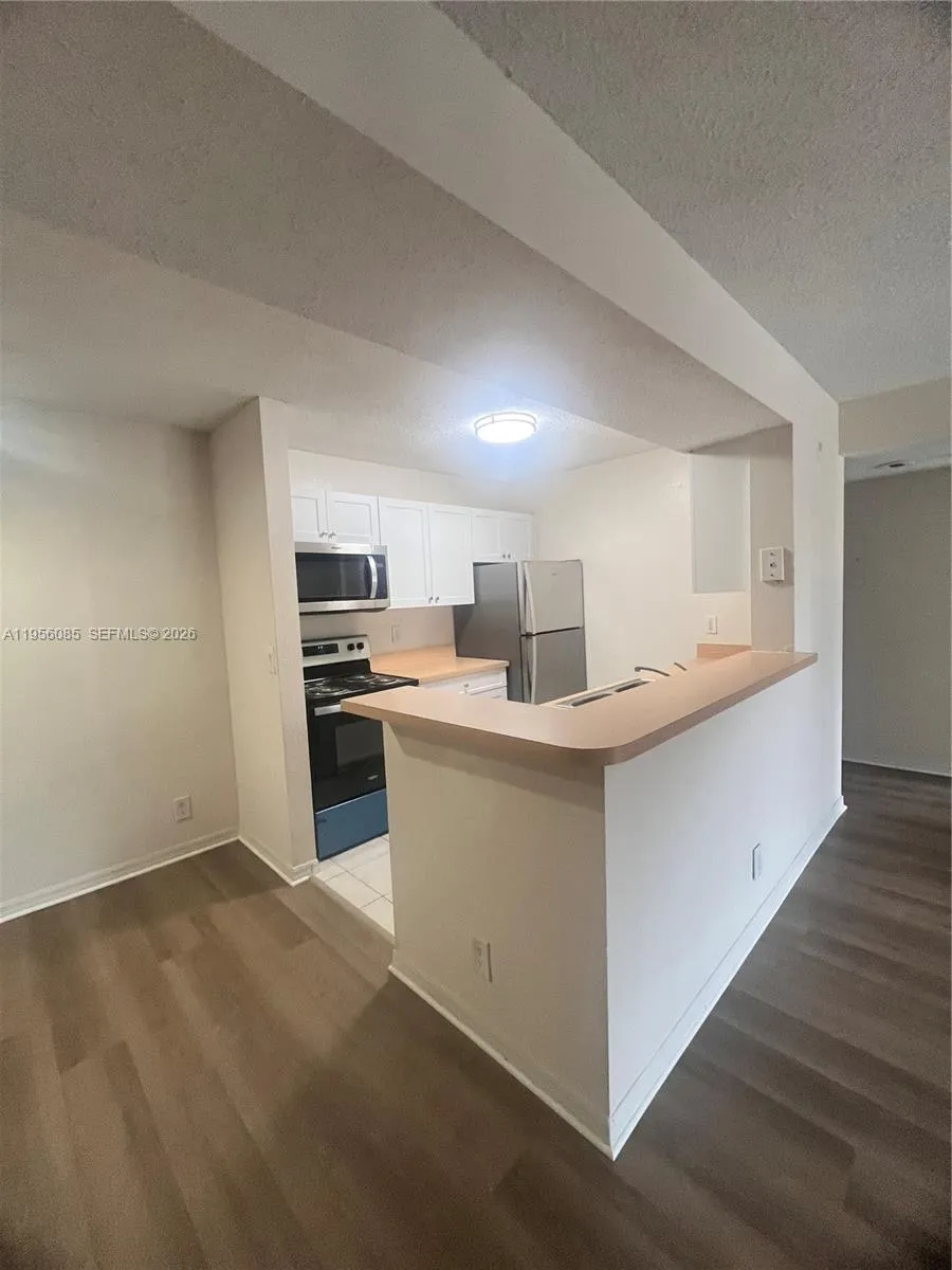4035 W Mcnab Rd F206, Pompano Beach, Florida 33069, Pompano Beach, Florida 33069, 2 Bedrooms Bedrooms, ,2 BathroomsBathrooms,Residential Lease,For Rent,4035 W Mcnab Rd F206, Pompano Beach, Florida 33069,A11956085