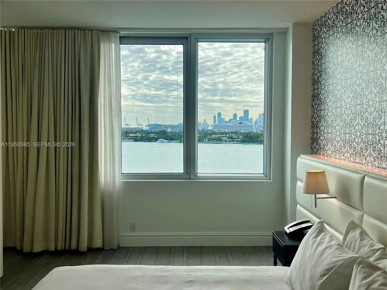 1100 West Ave 910, Miami Beach, Florida 33139, Miami Beach, Florida 33139, 1 Bedroom Bedrooms, ,1 BathroomBathrooms,Residential,For Sale,1100 West Ave 910, Miami Beach, Florida 33139,A11950385