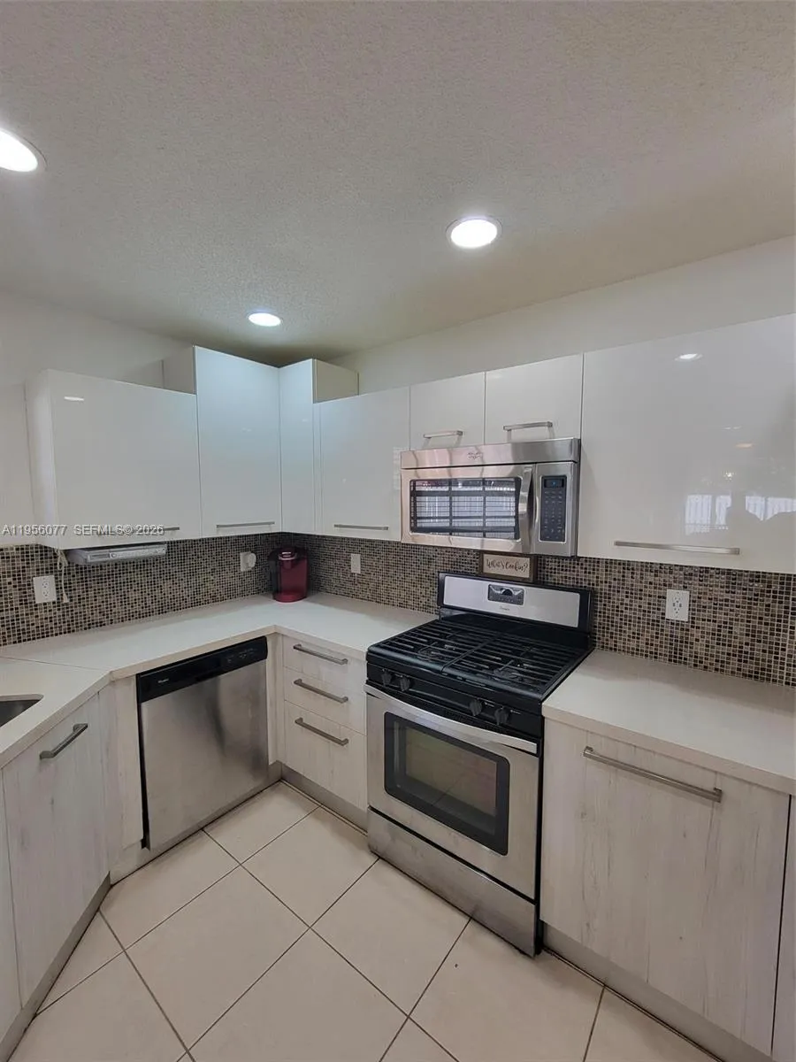 13541 Nw 5th Ct, Plantation, Florida 33325, Plantation, Florida 33325, 3 Bedrooms Bedrooms, ,2 BathroomsBathrooms,Residential Lease,For Rent,13541 Nw 5th Ct, Plantation, Florida 33325,A11956077