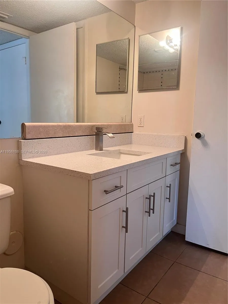 4281 W Mcnab Rd 10, Pompano Beach, Florida 33069, Pompano Beach, Florida 33069, 1 Bedroom Bedrooms, ,1 BathroomBathrooms,Residential Lease,For Rent,4281 W Mcnab Rd 10, Pompano Beach, Florida 33069,A11956108