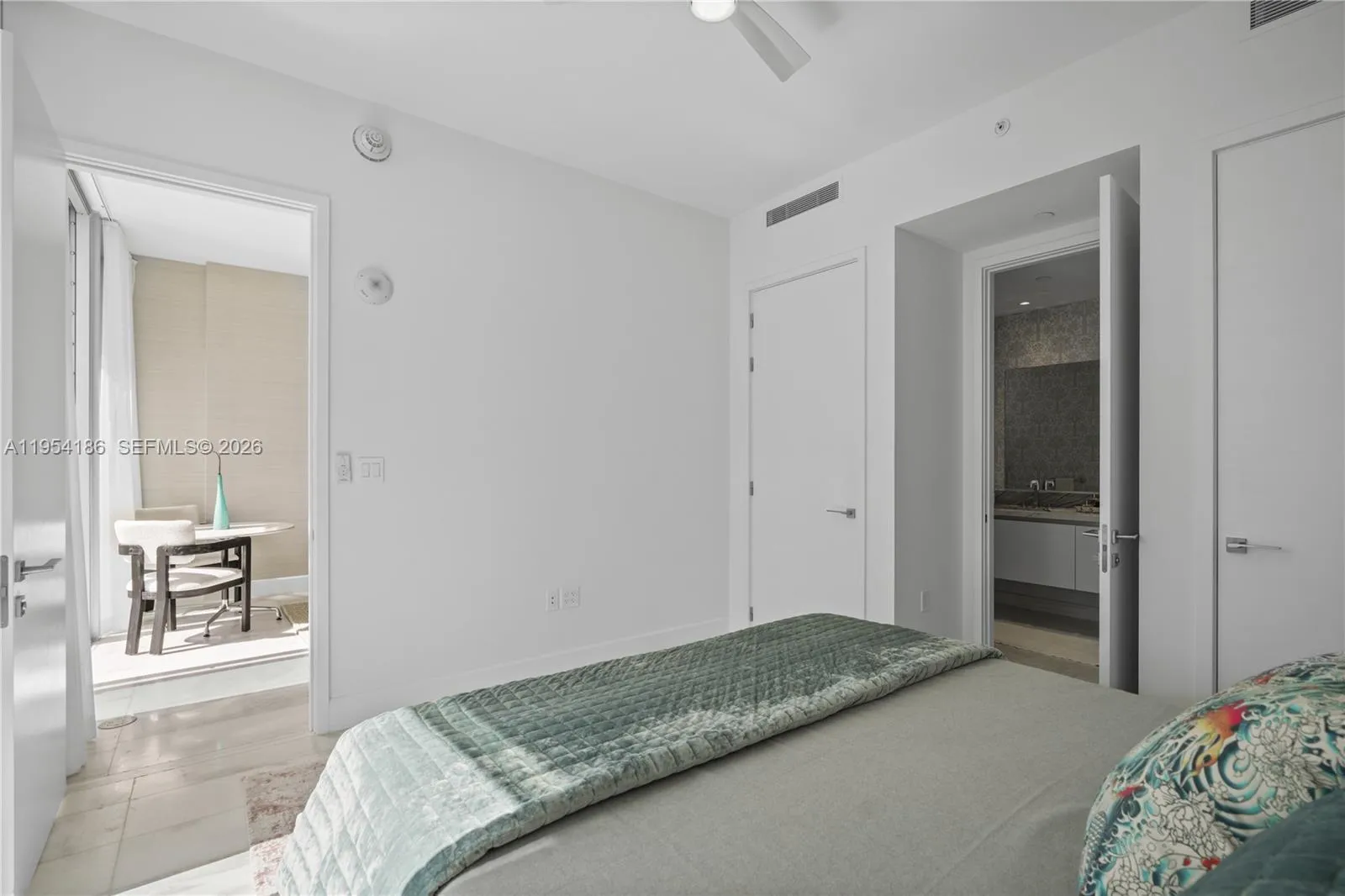 700 Ne 26th Ter 2404, Miami, Florida 33137, Miami, Florida 33137, 1 Bedroom Bedrooms, ,1 BathroomBathrooms,Residential,For Sale,700 Ne 26th Ter 2404, Miami, Florida 33137,A11954186