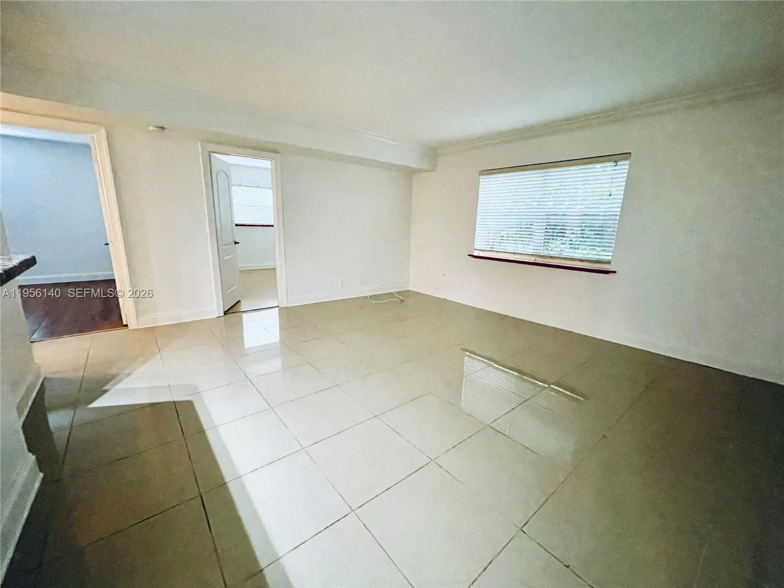 811 Ne 14th Pl 4, Fort Lauderdale, Florida 33304, Fort Lauderdale, Florida 33304, 2 Bedrooms Bedrooms, ,1 BathroomBathrooms,Residential Lease,For Rent,811 Ne 14th Pl 4, Fort Lauderdale, Florida 33304,A11956140