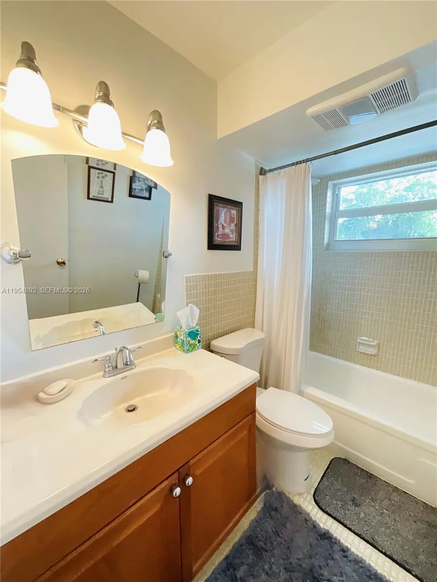 1425 Atlantic Shores Blvd 209, Hallandale Beach, F, Hallandale Beach, Florida 33009, 2 Bedrooms Bedrooms, ,2 BathroomsBathrooms,Residential,For Sale,1425 Atlantic Shores Blvd 209, Hallandale Beach, F,A11954892