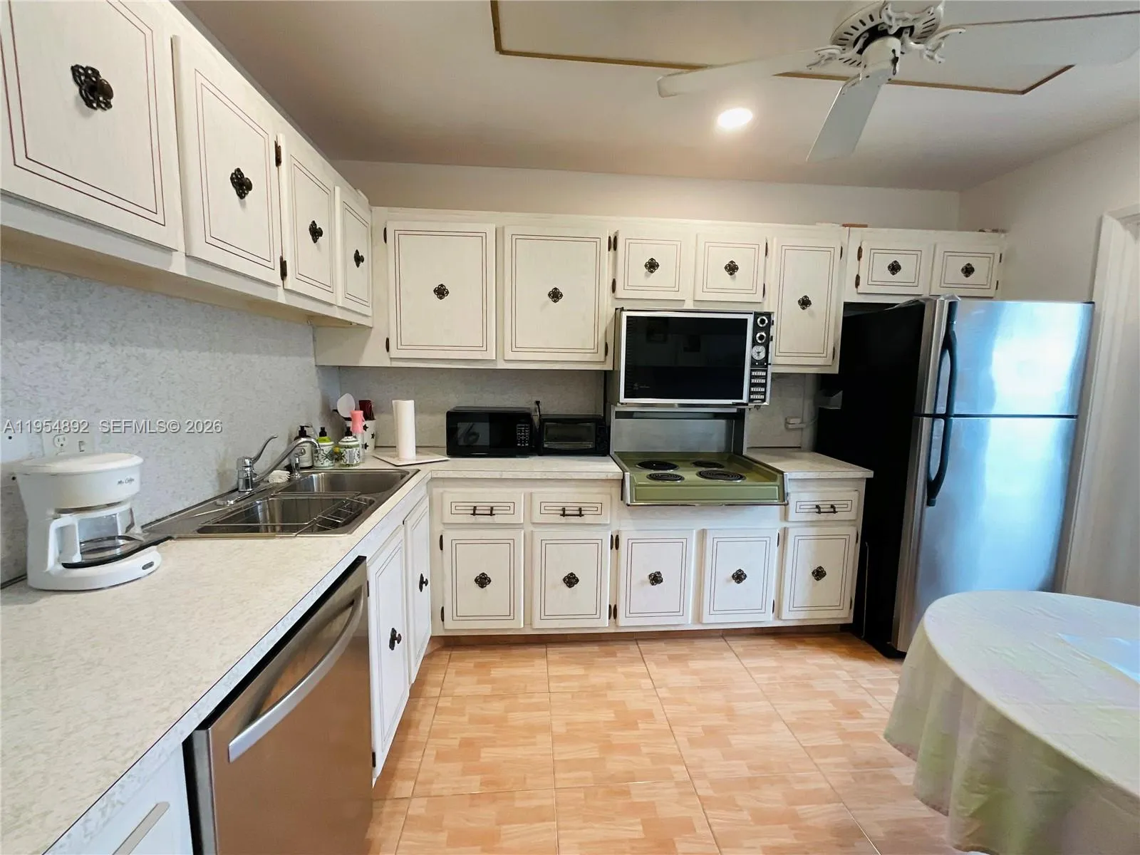1425 Atlantic Shores Blvd 209, Hallandale Beach, F, Hallandale Beach, Florida 33009, 2 Bedrooms Bedrooms, ,2 BathroomsBathrooms,Residential,For Sale,1425 Atlantic Shores Blvd 209, Hallandale Beach, F,A11954892