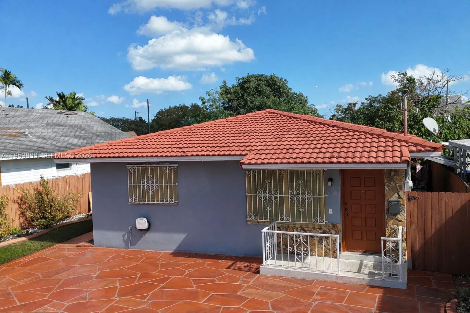 2615 Sw 32nd Ave, Miami, Florida 33133, Miami, Florida 33133, ,Residential Income,For Sale,2615 Sw 32nd Ave, Miami, Florida 33133,A11953800
