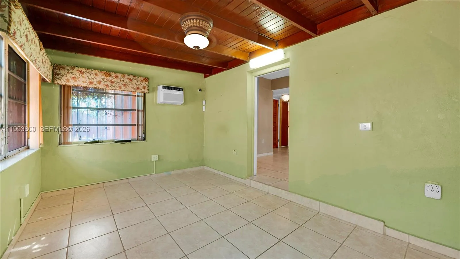 2615 Sw 32nd Ave, Miami, Florida 33133, Miami, Florida 33133, ,Residential Income,For Sale,2615 Sw 32nd Ave, Miami, Florida 33133,A11953800