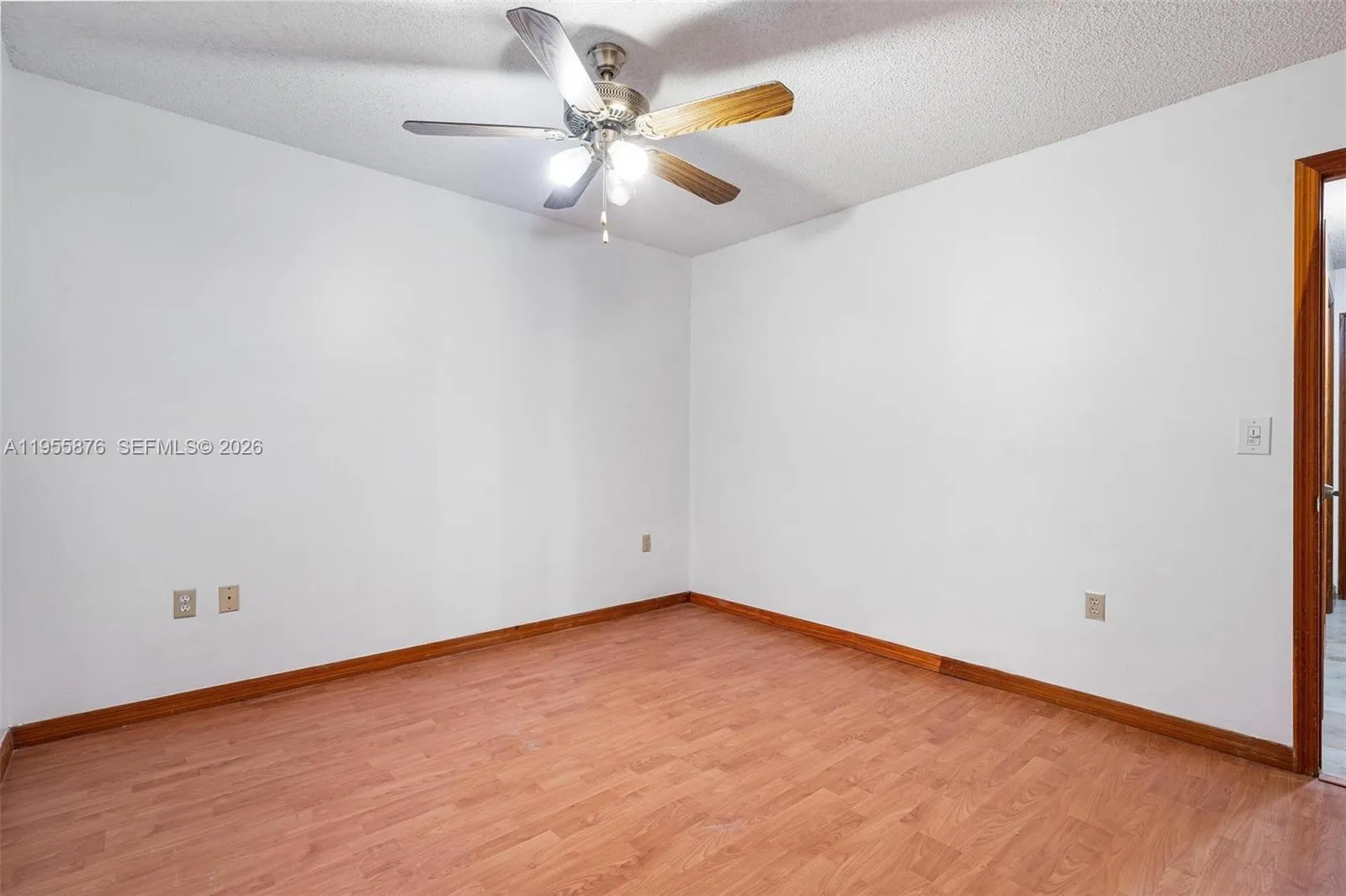 7476 Sw 112th Pl, Miami, Florida 33173, Miami, Florida 33173, 4 Bedrooms Bedrooms, ,2 BathroomsBathrooms,Residential,For Sale,7476 Sw 112th Pl, Miami, Florida 33173,A11955876