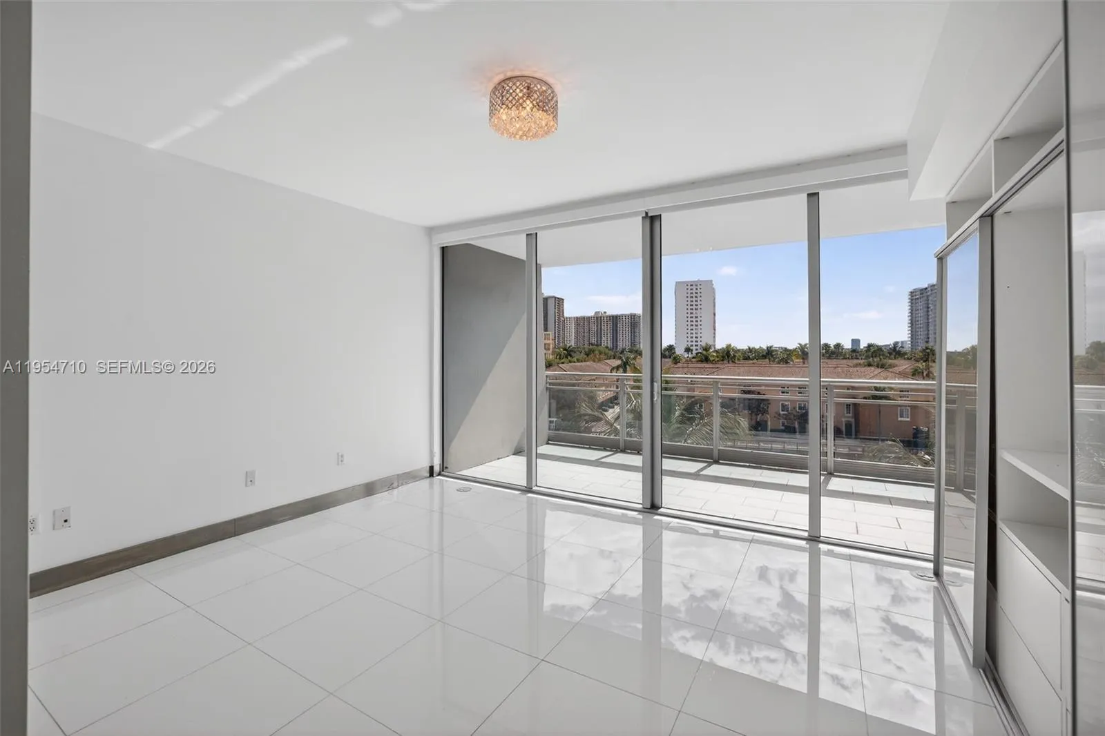 2950 Ne 188th St 302, Aventura, Florida 33180, Aventura, Florida 33180, 2 Bedrooms Bedrooms, ,3 BathroomsBathrooms,Residential,For Sale,2950 Ne 188th St 302, Aventura, Florida 33180,A11954710