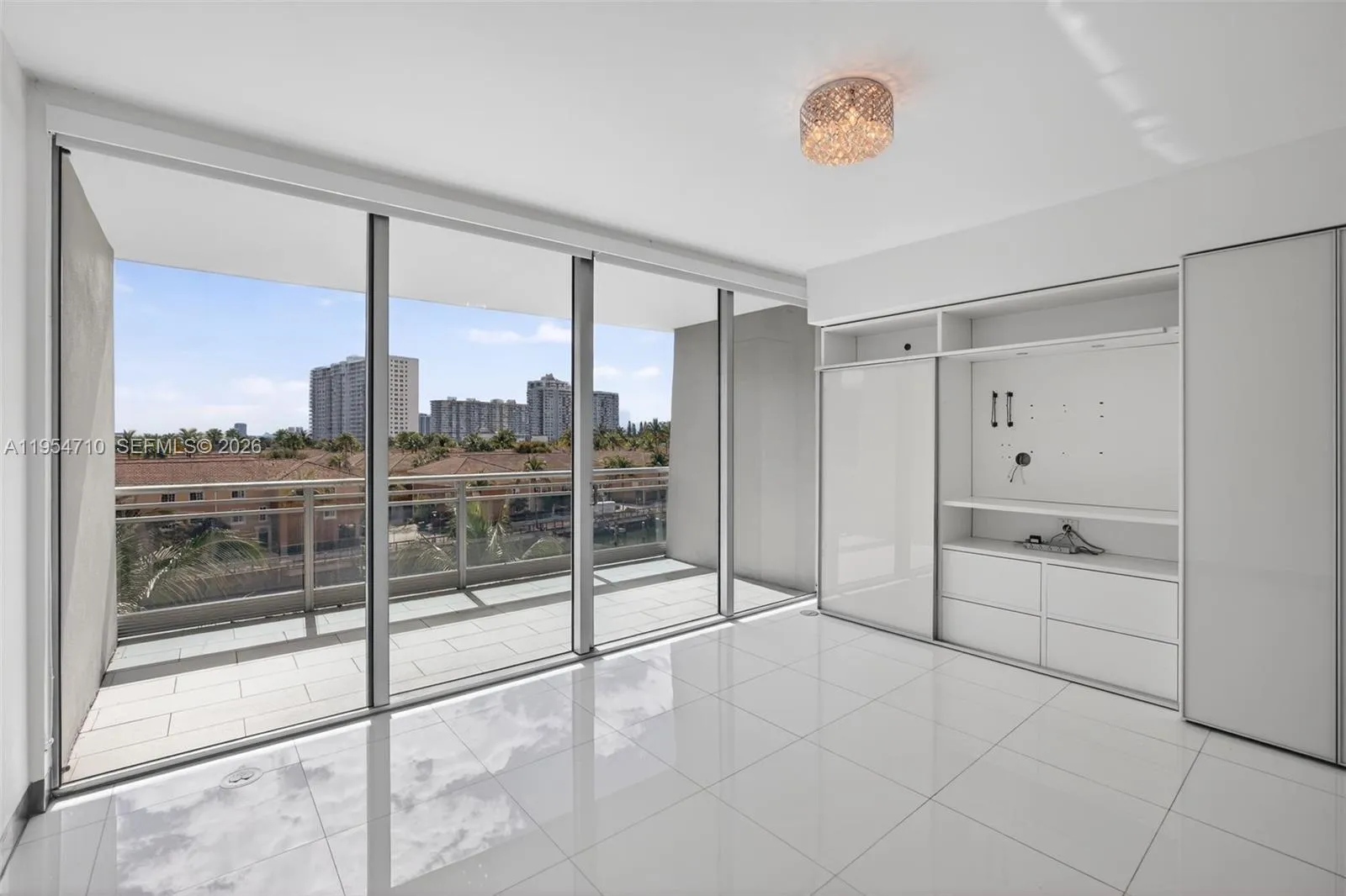 2950 Ne 188th St 302, Aventura, Florida 33180, Aventura, Florida 33180, 2 Bedrooms Bedrooms, ,3 BathroomsBathrooms,Residential,For Sale,2950 Ne 188th St 302, Aventura, Florida 33180,A11954710