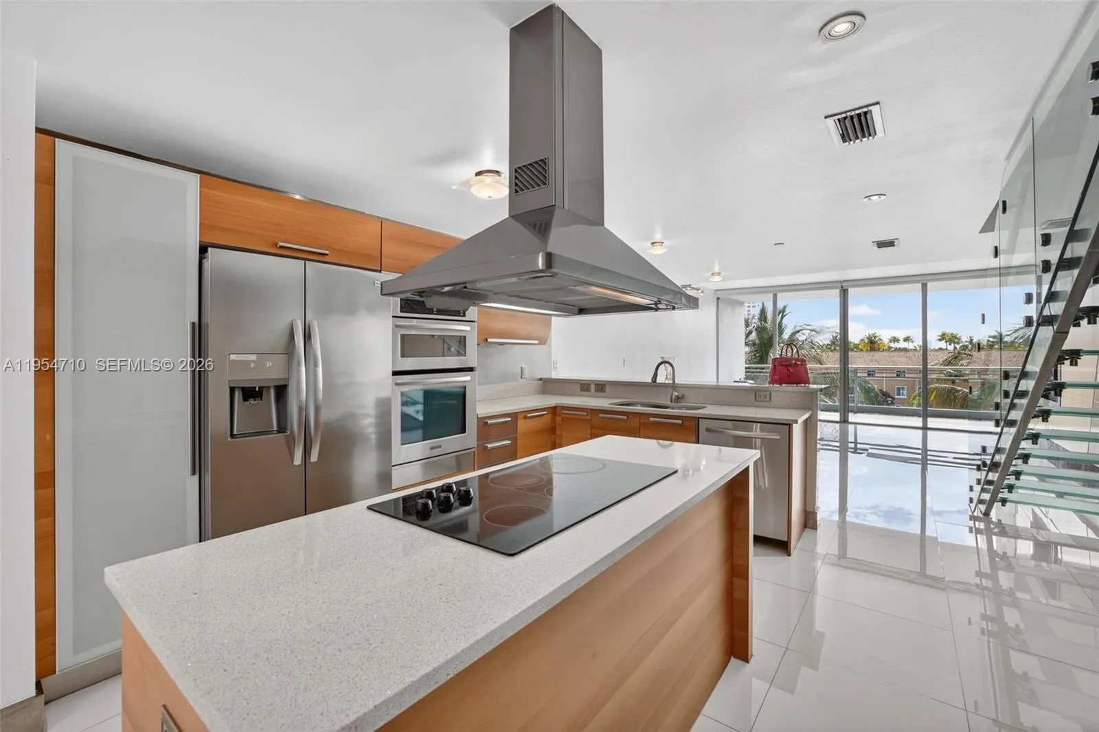 2950 Ne 188th St 302, Aventura, Florida 33180, Aventura, Florida 33180, 2 Bedrooms Bedrooms, ,3 BathroomsBathrooms,Residential,For Sale,2950 Ne 188th St 302, Aventura, Florida 33180,A11954710