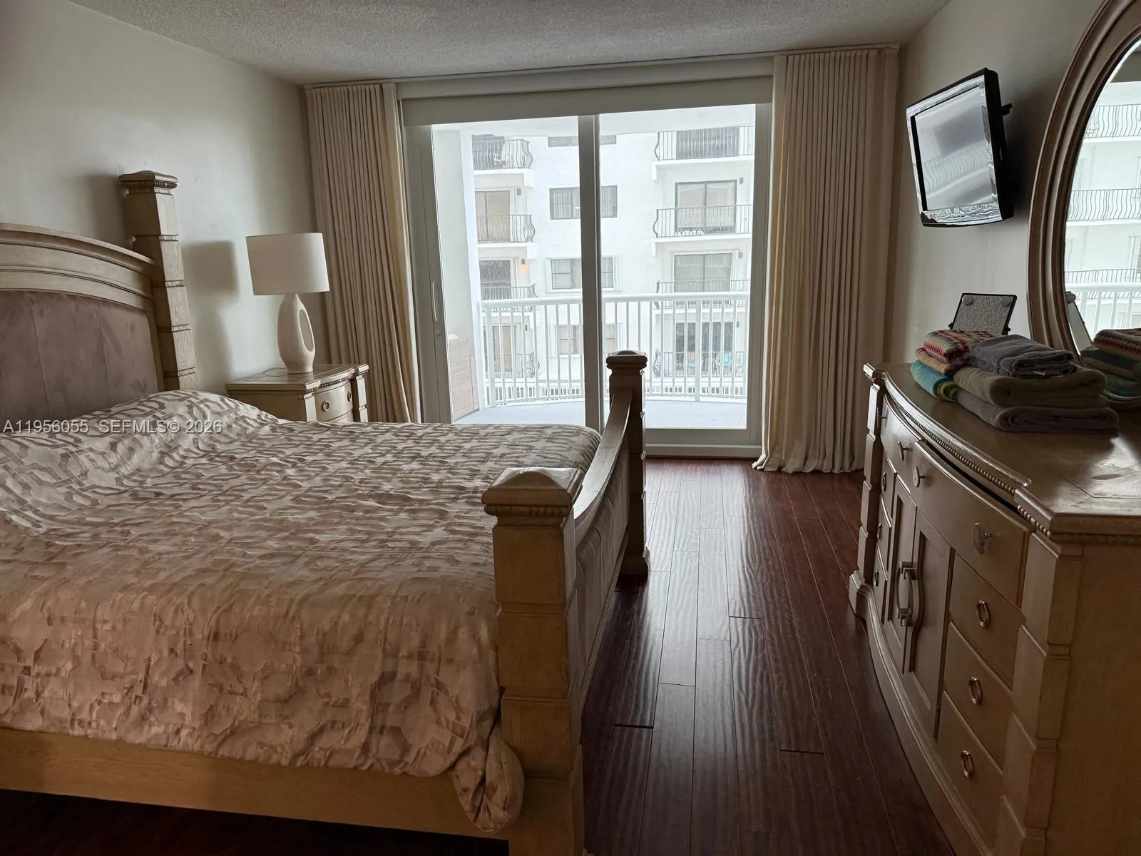 5401 Collins Ave 107, Miami Beach, Florida 33140, Miami Beach, Florida 33140, 2 Bedrooms Bedrooms, ,2 BathroomsBathrooms,Residential,For Sale,5401 Collins Ave 107, Miami Beach, Florida 33140,A11956055