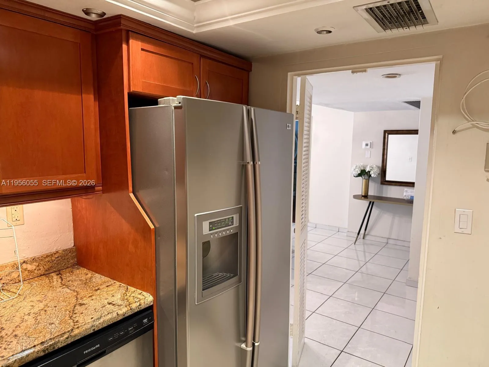 5401 Collins Ave 107, Miami Beach, Florida 33140, Miami Beach, Florida 33140, 2 Bedrooms Bedrooms, ,2 BathroomsBathrooms,Residential,For Sale,5401 Collins Ave 107, Miami Beach, Florida 33140,A11956055