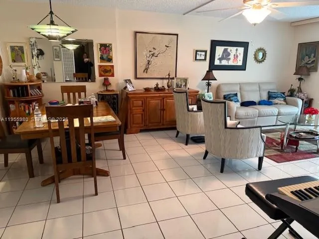 414 Se 10th St 102, Dania Beach, Florida 33004, Dania Beach, Florida 33004, 2 Bedrooms Bedrooms, ,2 BathroomsBathrooms,Residential,For Sale,414 Se 10th St 102, Dania Beach, Florida 33004,A11955980