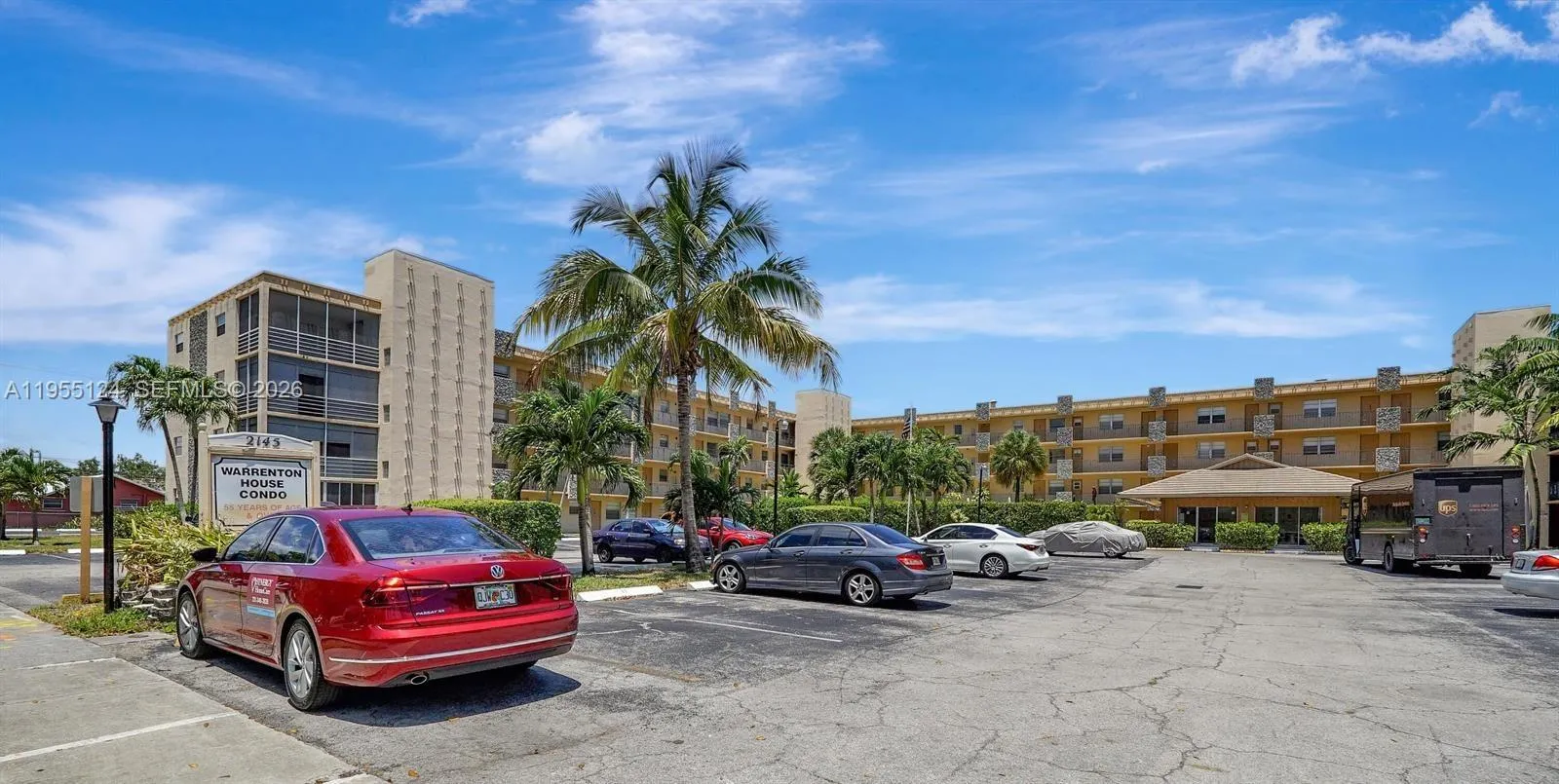 2145 Pierce St 326, Hollywood, Florida 33020, Hollywood, Florida 33020, 1 Bedroom Bedrooms, ,1 BathroomBathrooms,Residential,For Sale,2145 Pierce St 326, Hollywood, Florida 33020,A11955124