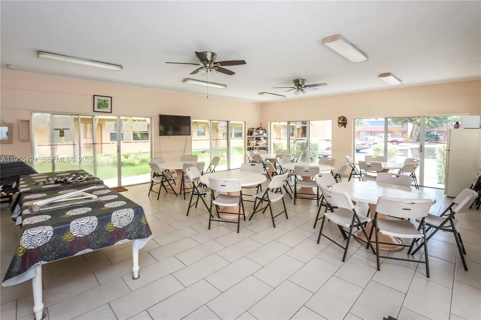 2145 Pierce St 326, Hollywood, Florida 33020, Hollywood, Florida 33020, 1 Bedroom Bedrooms, ,1 BathroomBathrooms,Residential,For Sale,2145 Pierce St 326, Hollywood, Florida 33020,A11955124