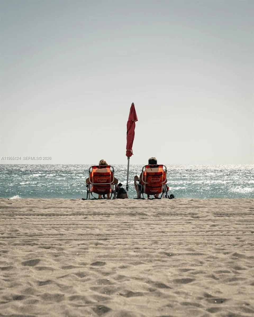 2145 Pierce St 326, Hollywood, Florida 33020, Hollywood, Florida 33020, 1 Bedroom Bedrooms, ,1 BathroomBathrooms,Residential,For Sale,2145 Pierce St 326, Hollywood, Florida 33020,A11955124