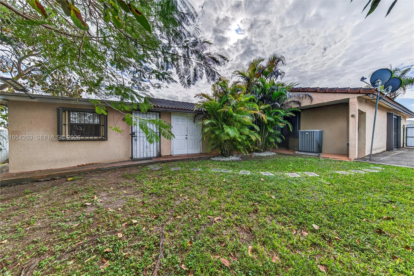 17307 Sw 115th Ave, Miami, Florida 33157, Miami, Florida 33157, 3 Bedrooms Bedrooms, ,2 BathroomsBathrooms,Residential,For Sale,17307 Sw 115th Ave, Miami, Florida 33157,A11954260