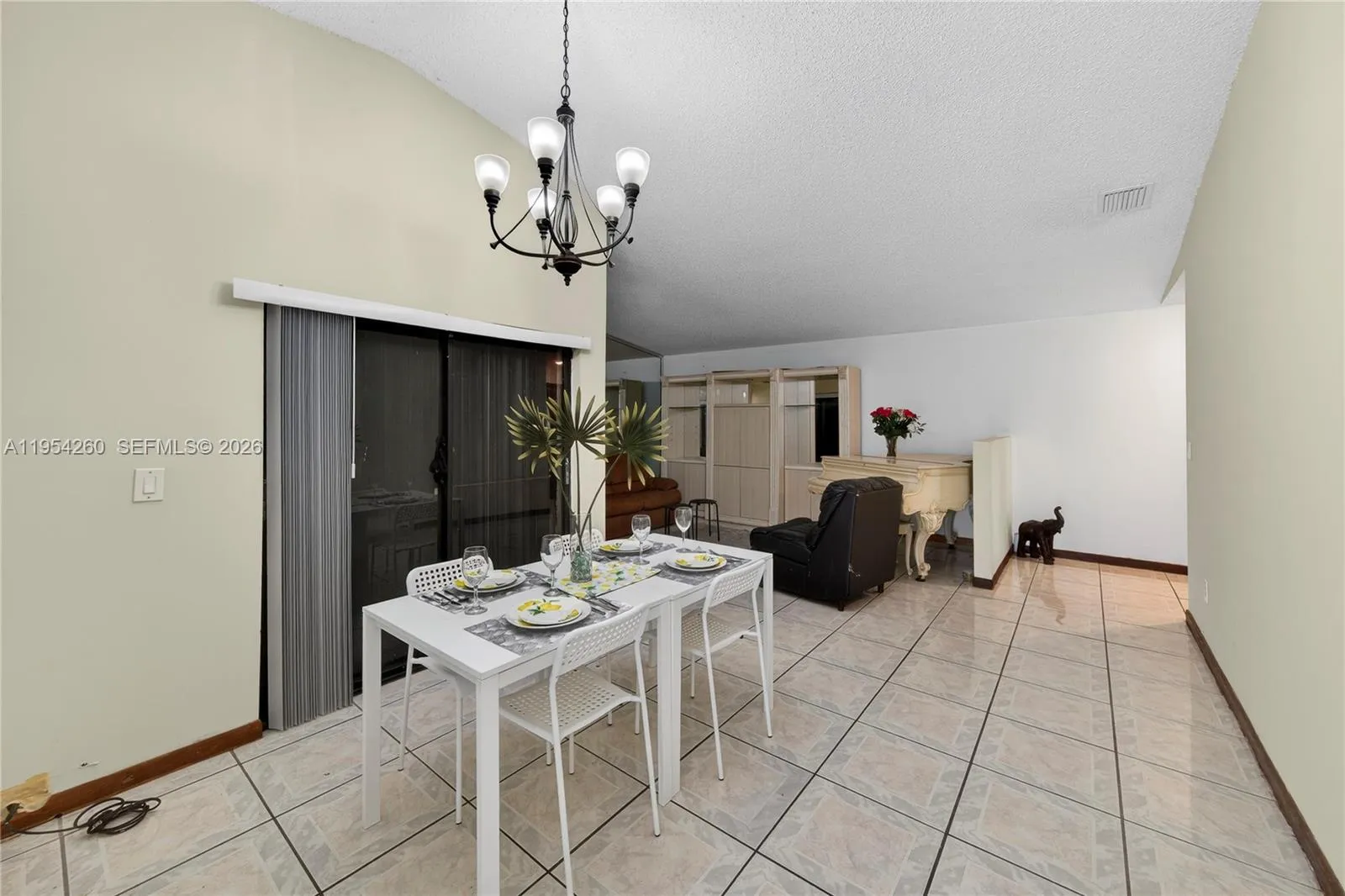 17307 Sw 115th Ave, Miami, Florida 33157, Miami, Florida 33157, 3 Bedrooms Bedrooms, ,2 BathroomsBathrooms,Residential,For Sale,17307 Sw 115th Ave, Miami, Florida 33157,A11954260