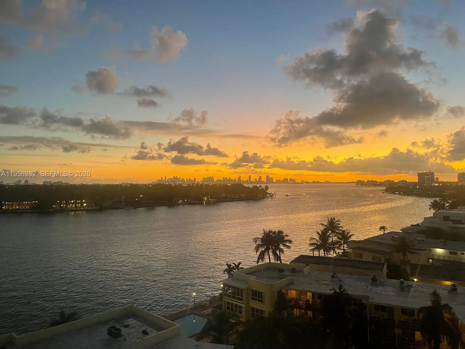 900 Bay Dr 821, Miami Beach, Florida 33141, Miami Beach, Florida 33141, 1 Bedroom Bedrooms, ,1 BathroomBathrooms,Residential Lease,For Rent,900 Bay Dr 821, Miami Beach, Florida 33141,A11956262
