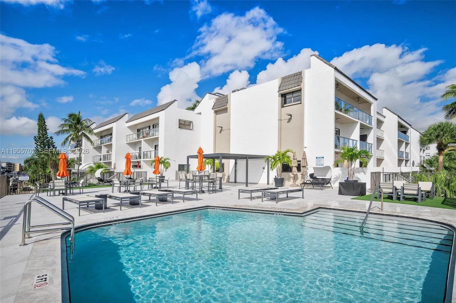 4000 Ne 168th St 110a, North Miami Beach, Florida, North Miami Beach, Florida 33160, 2 Bedrooms Bedrooms, ,2 BathroomsBathrooms,Residential,For Sale,4000 Ne 168th St 110a, North Miami Beach, Florida ,A11955702